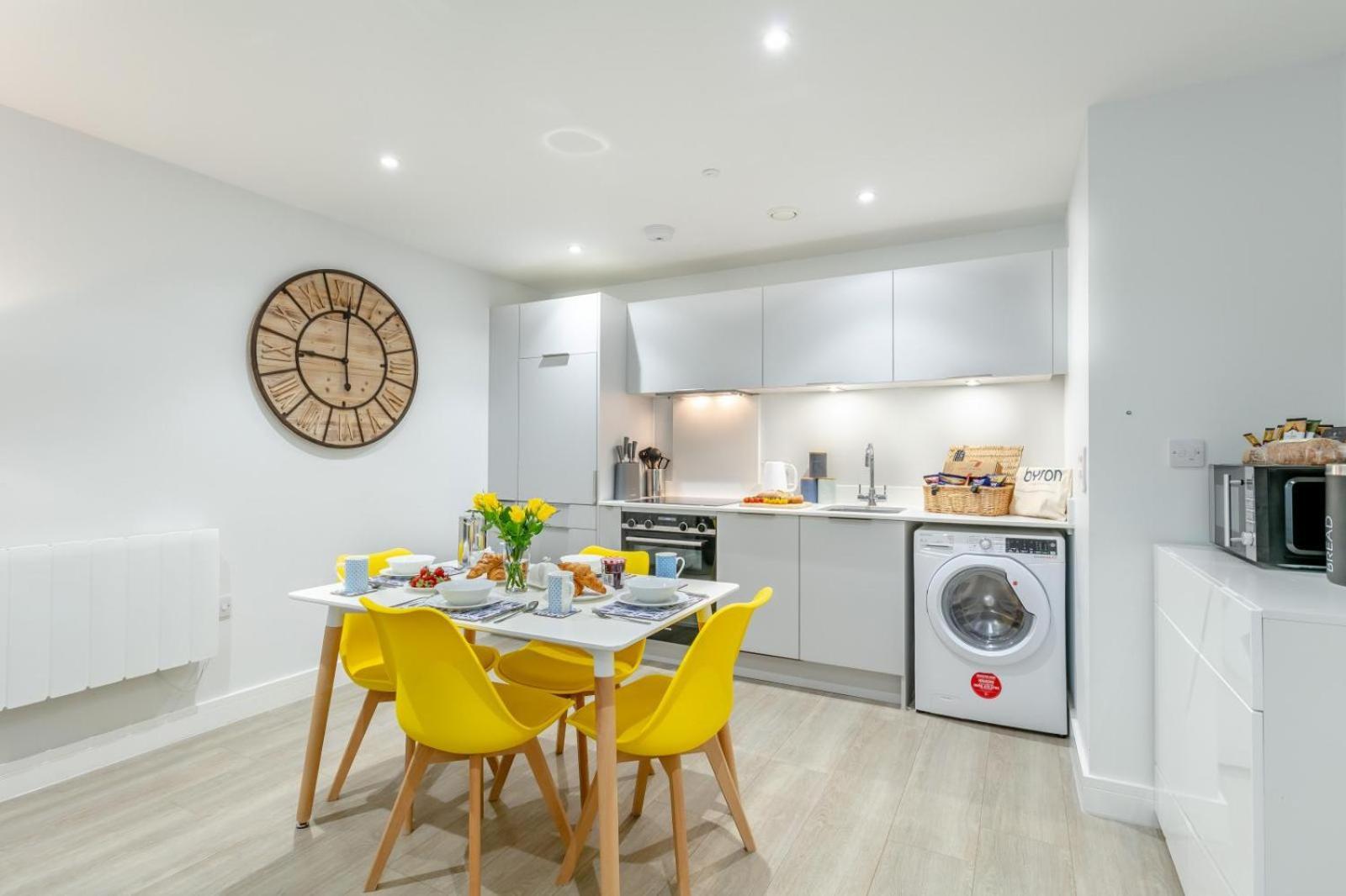 2 Middlecombe - Luxury Apartment At Byron Woolacombe, Only 4 Minute Walk To Woolacombe Beach! Eksteriør bilde